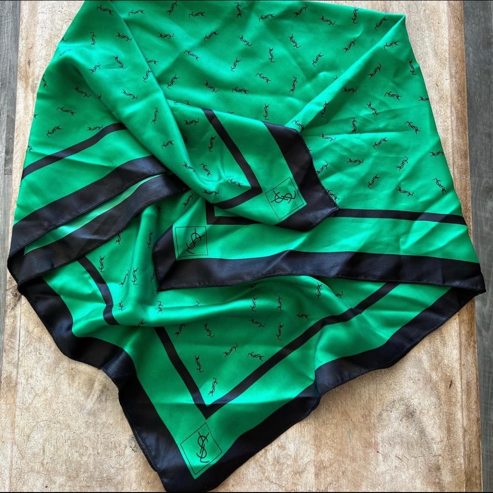 SIGNATURE Vintage 1980's YSL YVES SAINT LAURENT SCARF